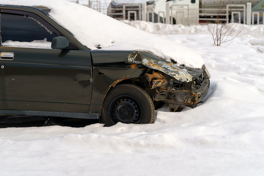 Nueva York car accident in snowy conditions